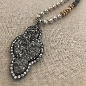 Stella & Dot Relic Pendant necklace